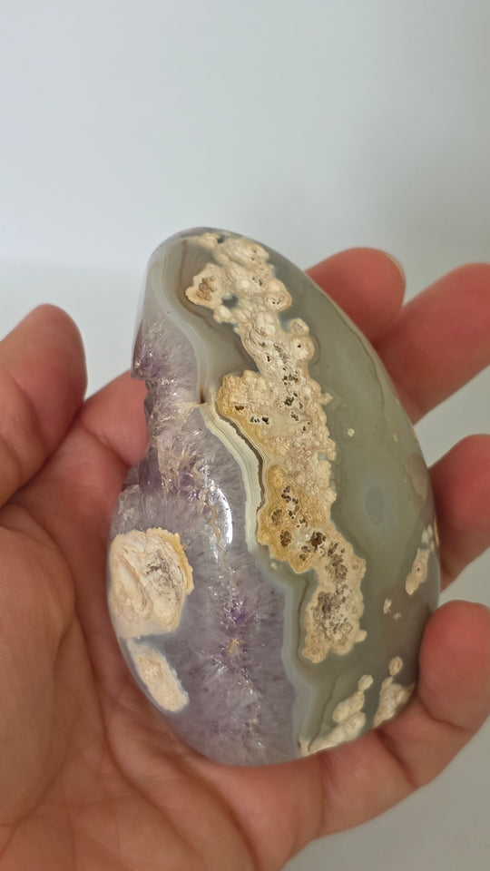 Amethyst Agate Freeform with Druzy Cave – 280g