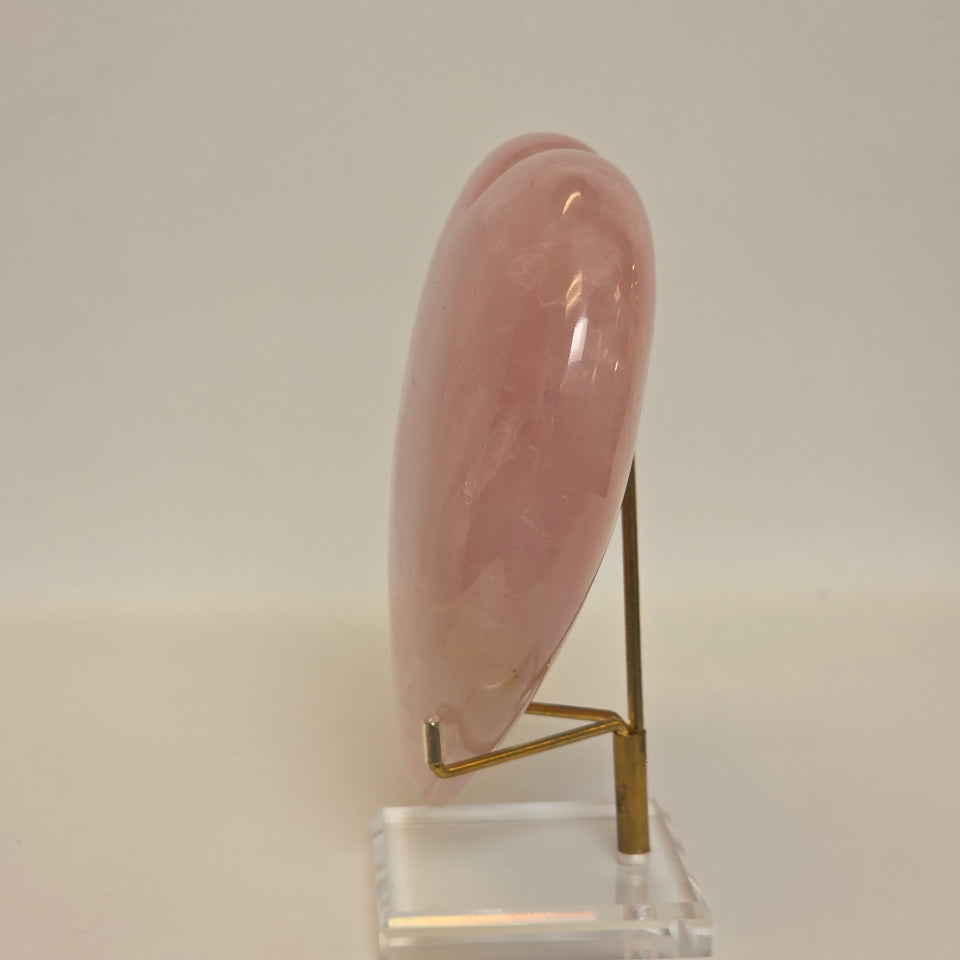 Rose Quartz Heart – 1.62 lb